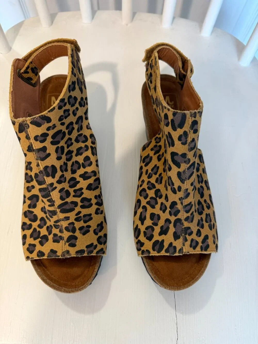 Mark Jenkins Leopard Print Leather Wedge Sandals Size 7/37